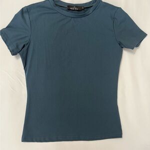 Trendy queen teal top